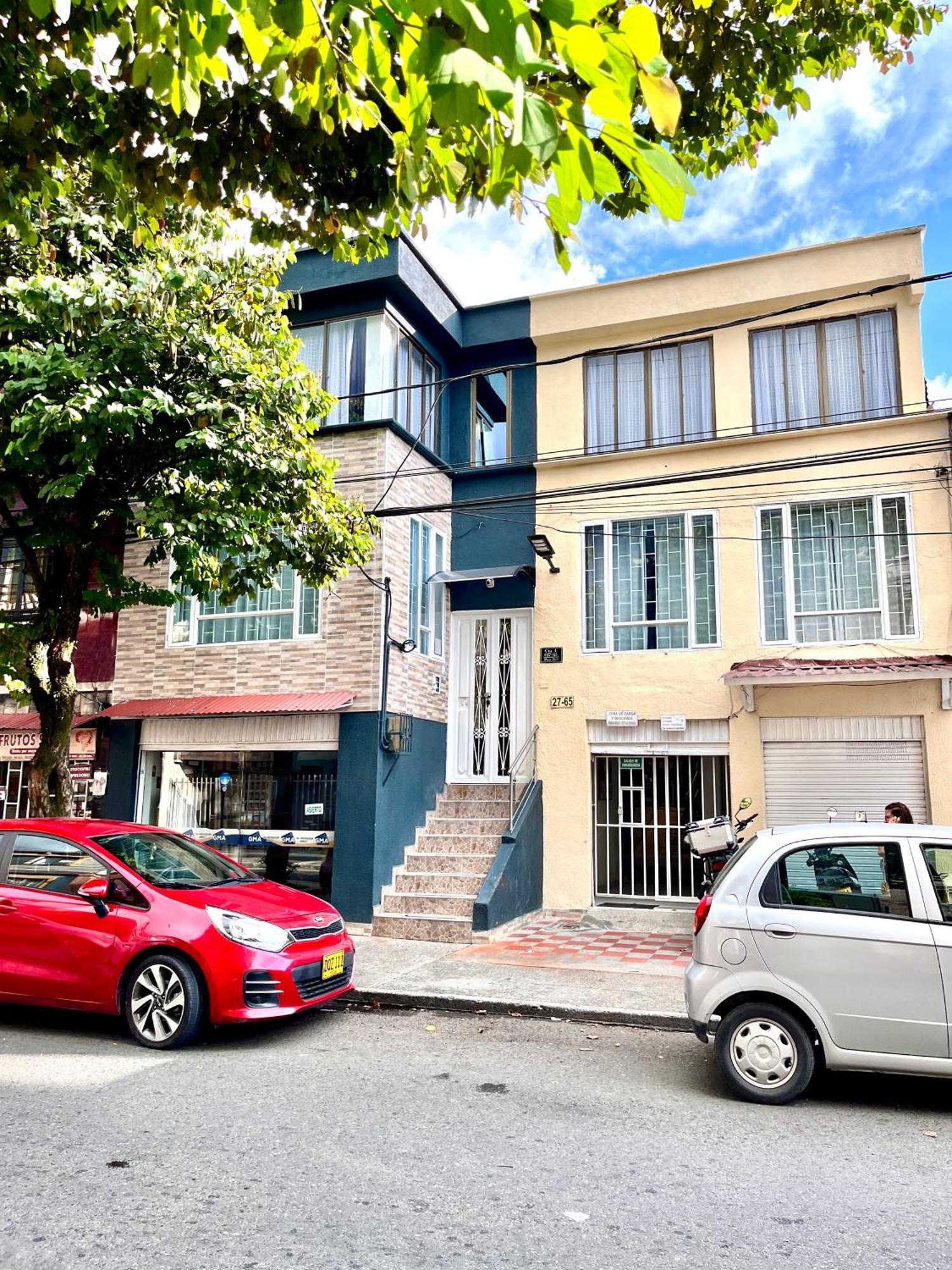 Acogedor Apartaestudio En El Centro De Pereira Bagian luar foto