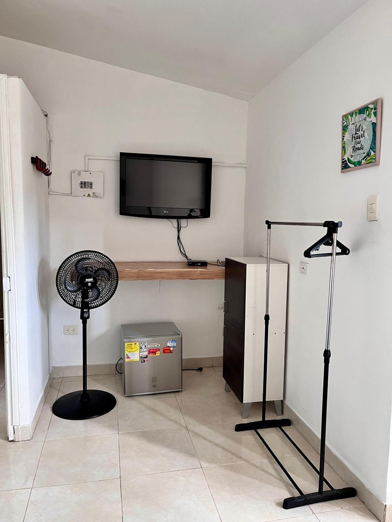 Acogedor Apartaestudio En El Centro De Pereira Bagian luar foto